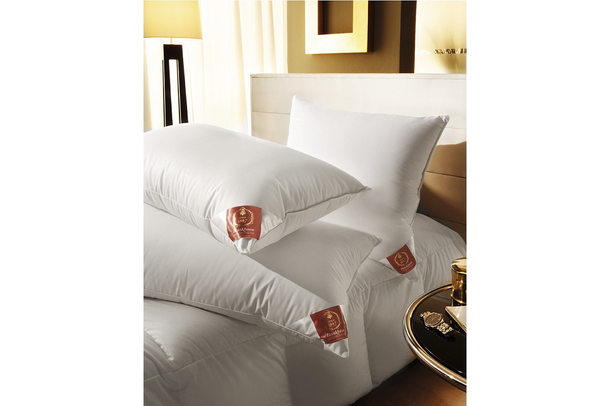 Пуховая подушка  LUXURY TWIN, 2-х камерная, средняя жёсткость Classic