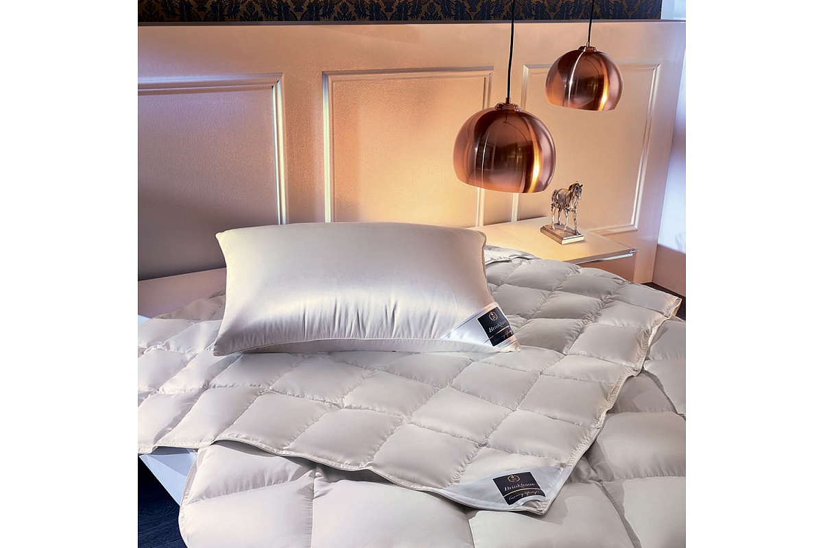 Пуховая подушка ARCTIC, мягкая Luxury